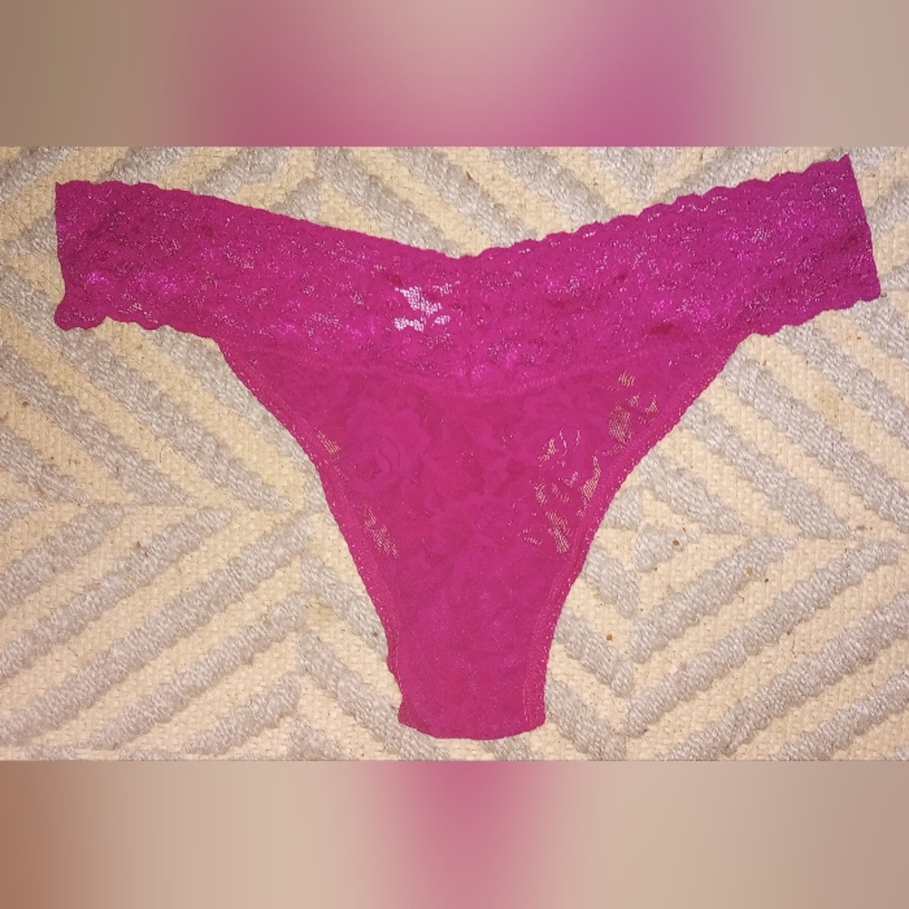 Hanky Panky Lace Tanga Thong